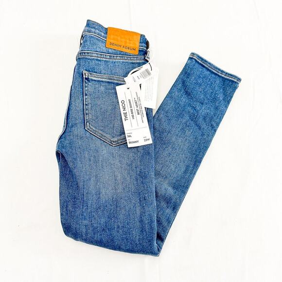Denim Forum The Nico Mid Rise Skinny Dark Bleu N Stormy Size 23 x 26 L NWT - Picture 9 of 9